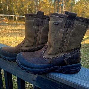 Merrell Bergenz Waterproof PullOn Boots Size 8 Excellent Used Condition